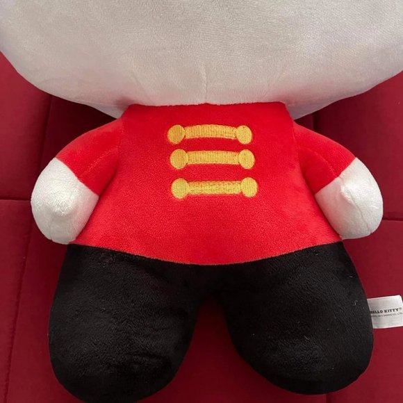 Hello Kitty Ring Master Large Plush 25" - Picture 4 of 6